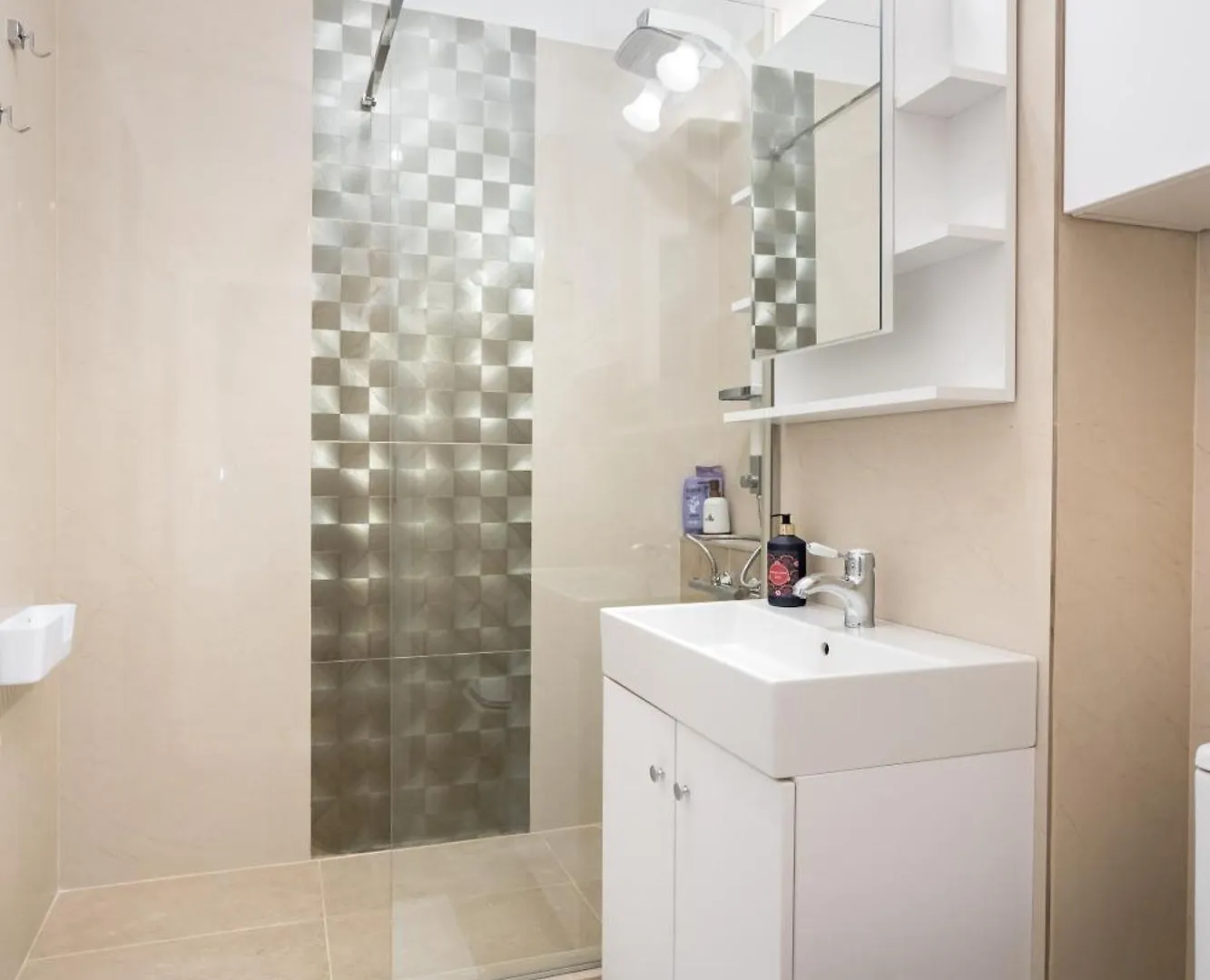 Urban Nest Studio Bükreş
