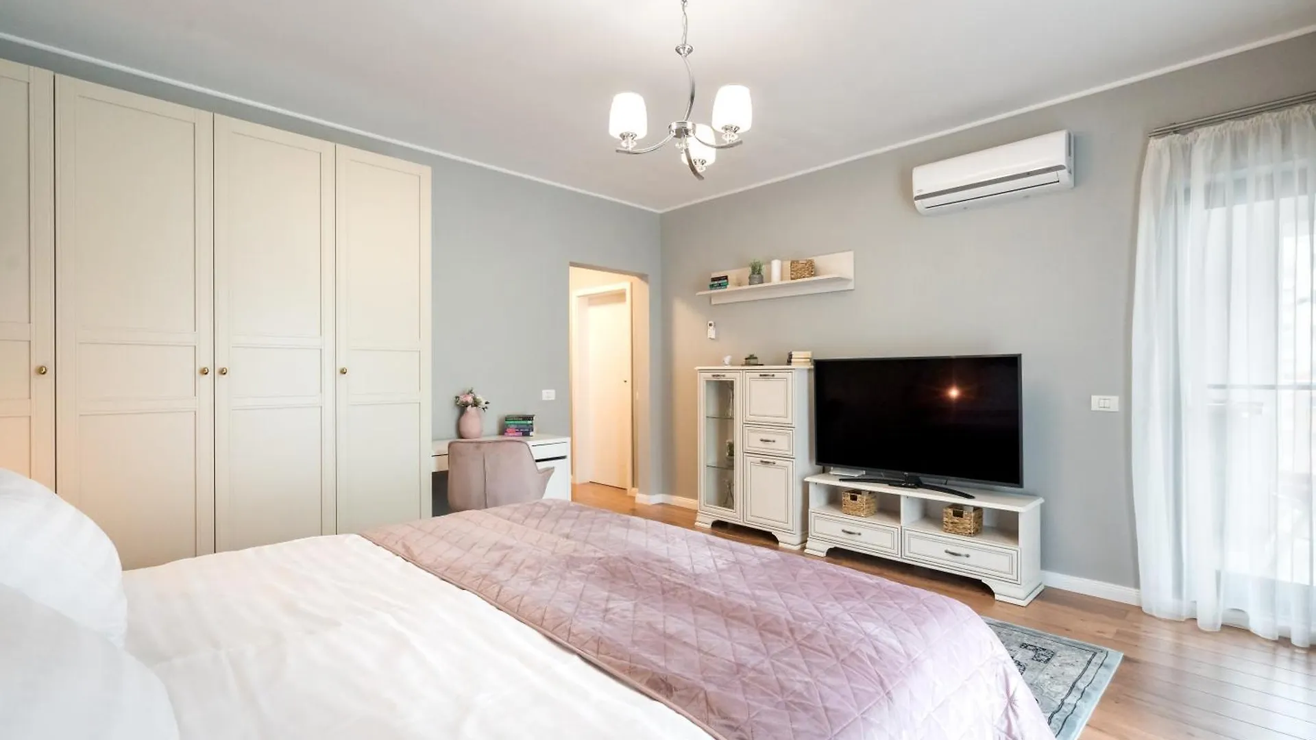 Urban Nest Studio Bükreş